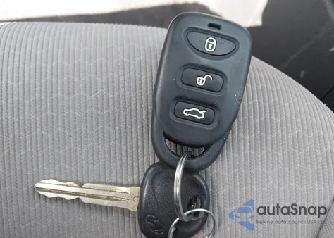 2018 Hyundai Elantra Sel z USA, uszkodzony, nr VIN 5NPD84LF1JH359038